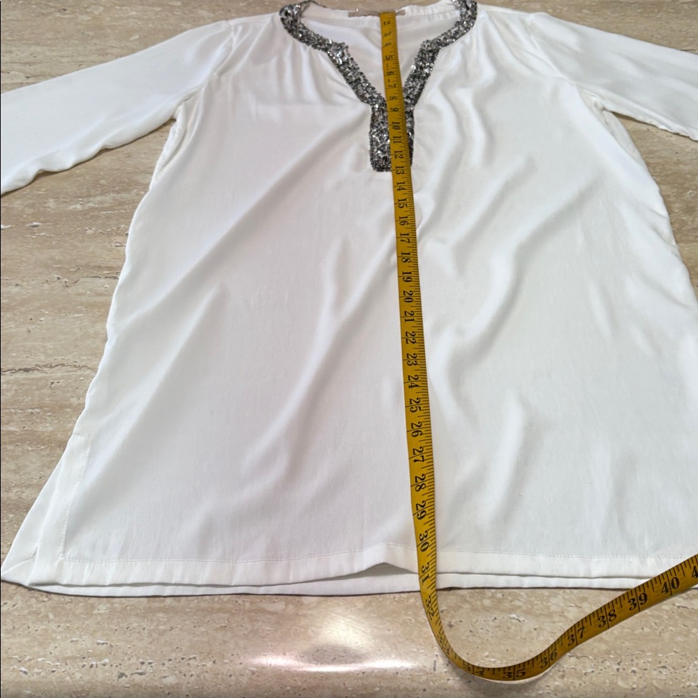 Zara, Comfortable, airy Tunic White Blouse w/silver beading. Great Condition. - Picture 8 of 11